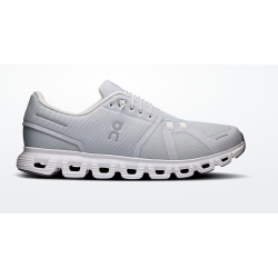 On running Cloud 6 Glacier White